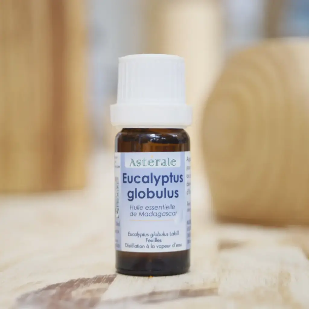 [ASHEEUCGLO10] EUCALYPTUS GLOBULUS en huile essentielle en 10 ml ASTÉRALE