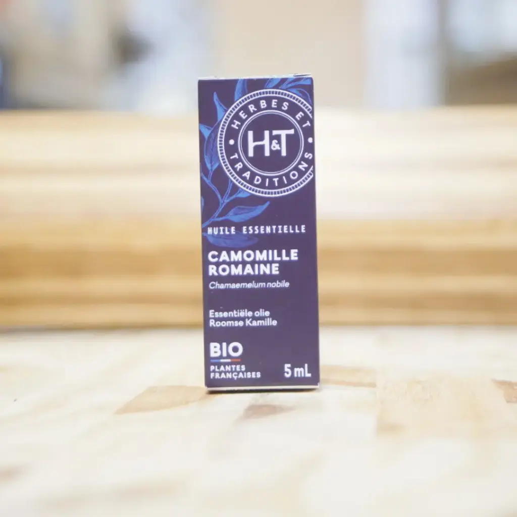 CAMOMILLE ROMAINE BIO en huile essentielle en 5 ml Herbes et Traditions