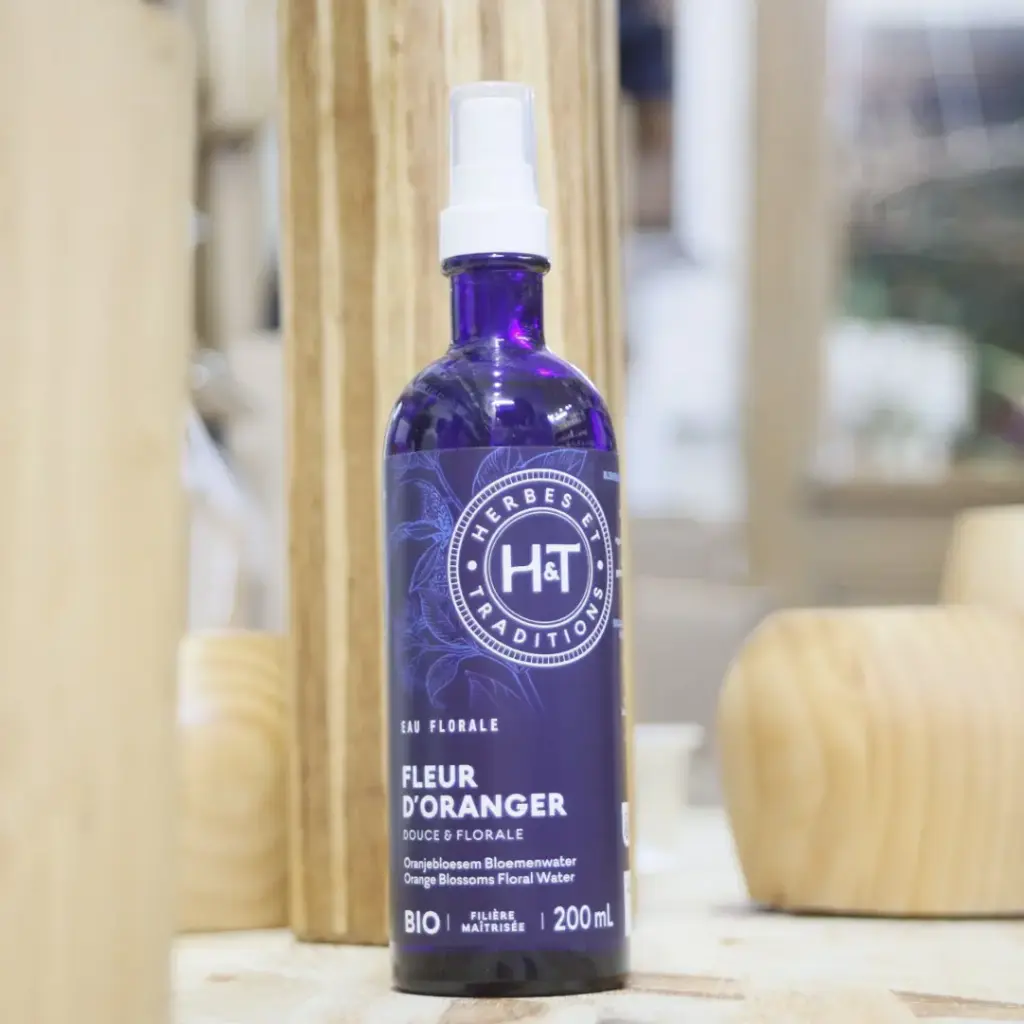 [60259] ORANGER BIO en eau florale (hydrolat) de 200 ml Herbes et Traditions (fleur d'oranger)